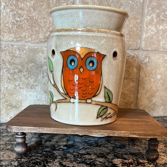 Scentsy Deluxe Warmer Owlet - Picture 2 of 8